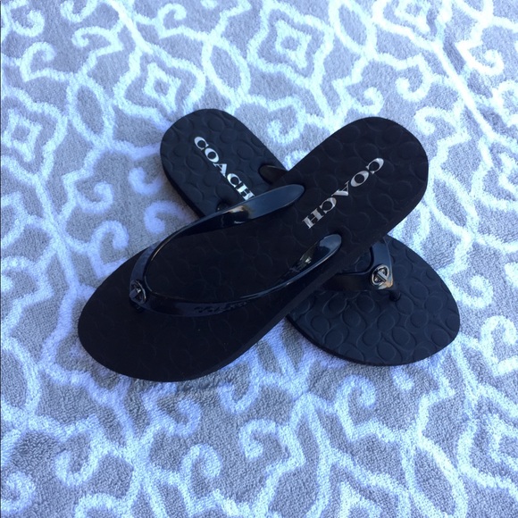 🆕Coach Flip Flops - Picture 3 of 4